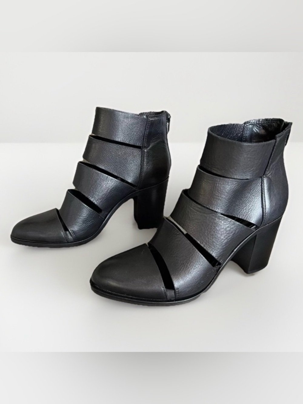 STEVEN by Steve Madden Italian Leather Ankle Boots Sz 37 US 6.5 Black Whimsigoth